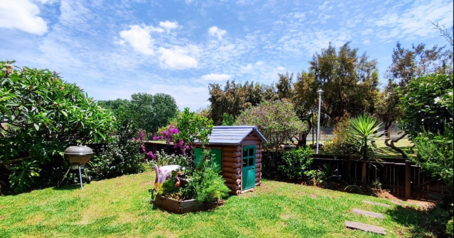 2 Bedroom Property for Sale in Greenstone Hill Gauteng