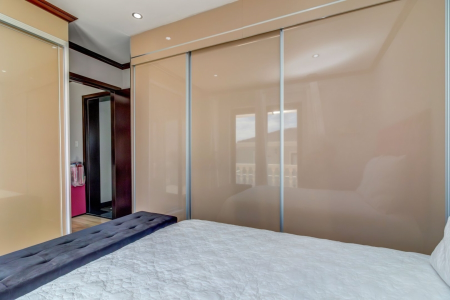 3 Bedroom Property for Sale in Maroeladal Gauteng