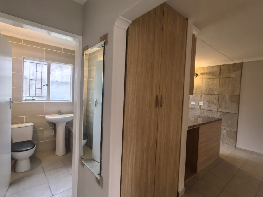 2 Bedroom Property for Sale in Beyers Park Gauteng