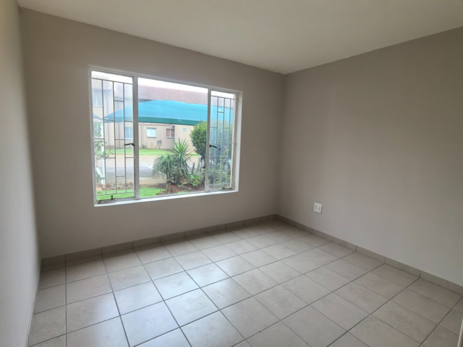 2 Bedroom Property for Sale in Beyers Park Gauteng