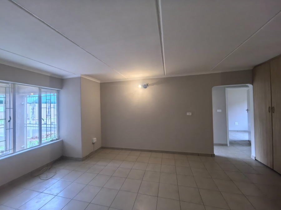 2 Bedroom Property for Sale in Beyers Park Gauteng