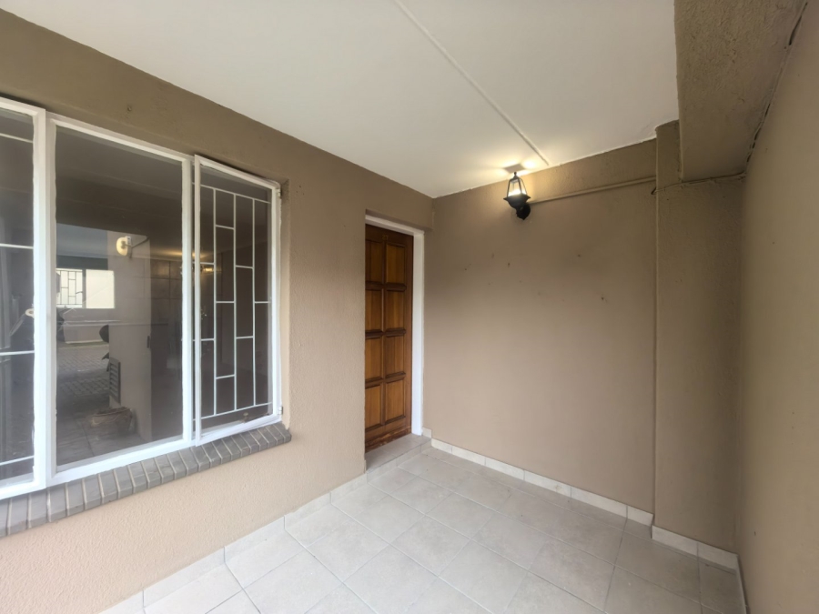 2 Bedroom Property for Sale in Beyers Park Gauteng