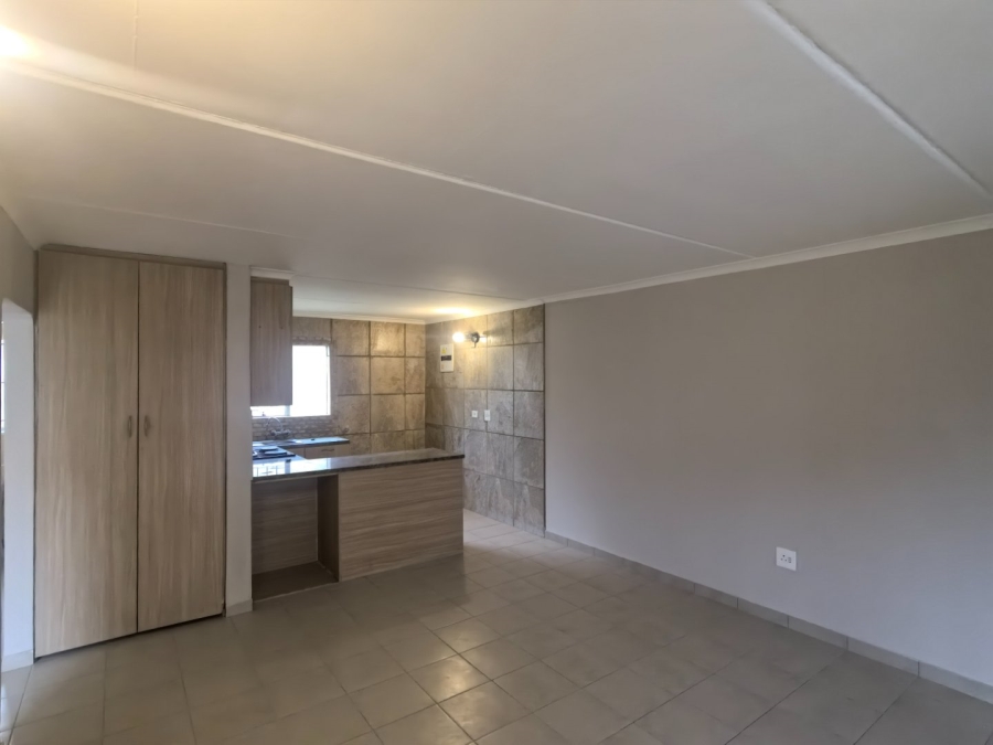 2 Bedroom Property for Sale in Beyers Park Gauteng