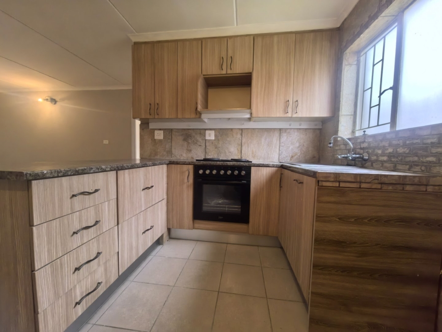 2 Bedroom Property for Sale in Beyers Park Gauteng
