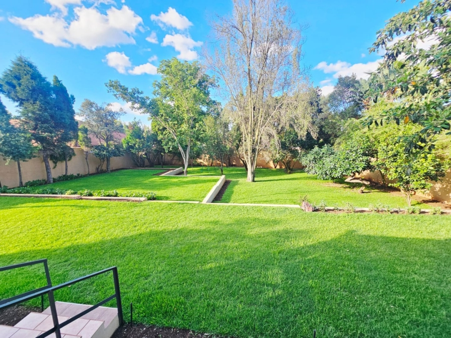 To Let 3 Bedroom Property for Rent in Groenkloof Gauteng