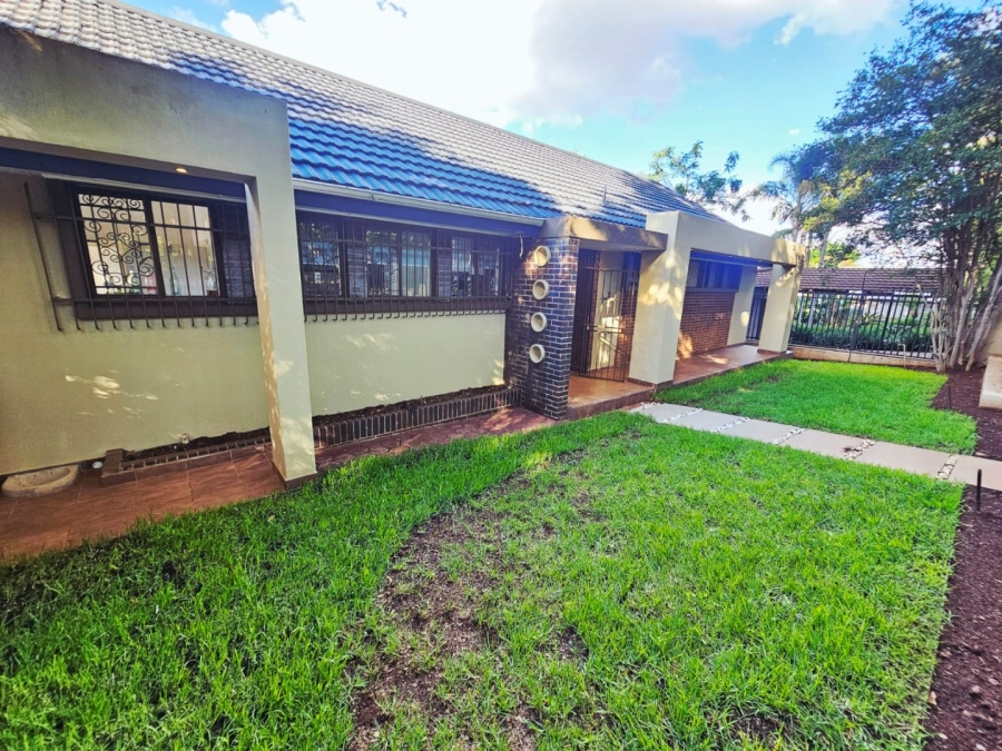 To Let 3 Bedroom Property for Rent in Groenkloof Gauteng