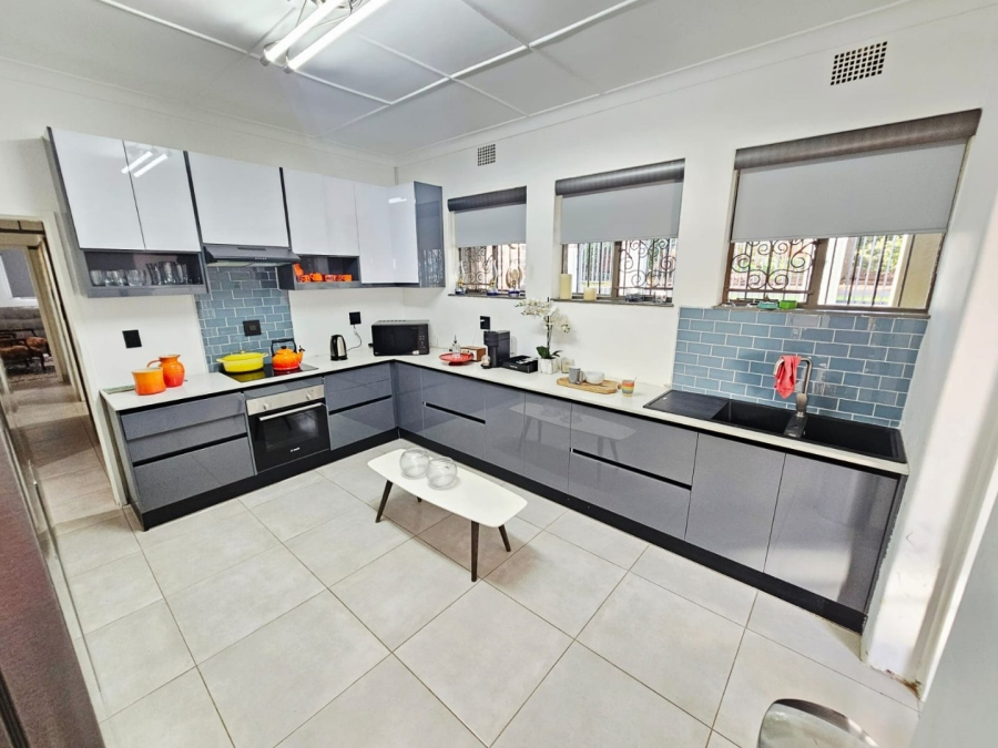 To Let 3 Bedroom Property for Rent in Groenkloof Gauteng