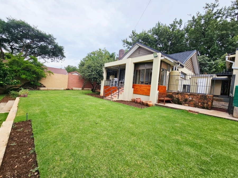 3 Bedroom Property for Sale in Groenkloof Gauteng