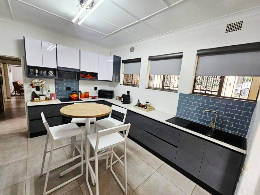 3 Bedroom Property for Sale in Groenkloof Gauteng