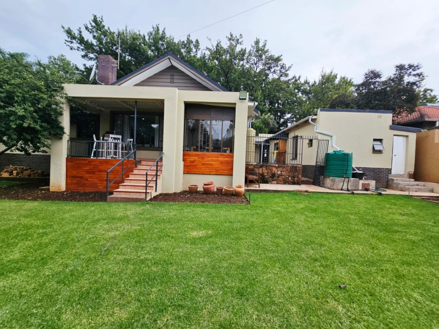 3 Bedroom Property for Sale in Groenkloof Gauteng