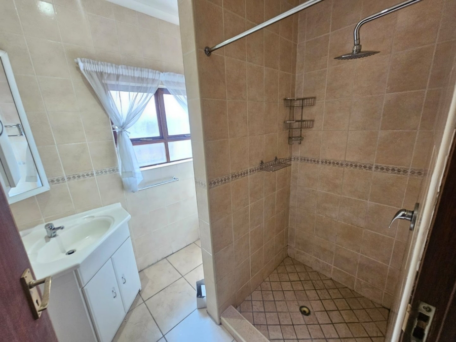 To Let 1 Bedroom Property for Rent in Zwartkop Gauteng