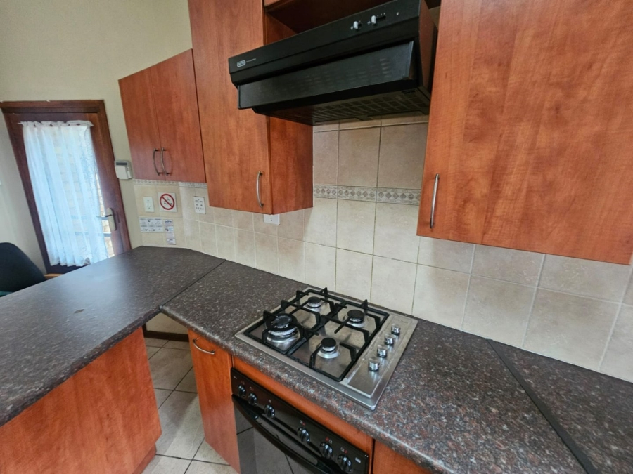 To Let 1 Bedroom Property for Rent in Zwartkop Gauteng