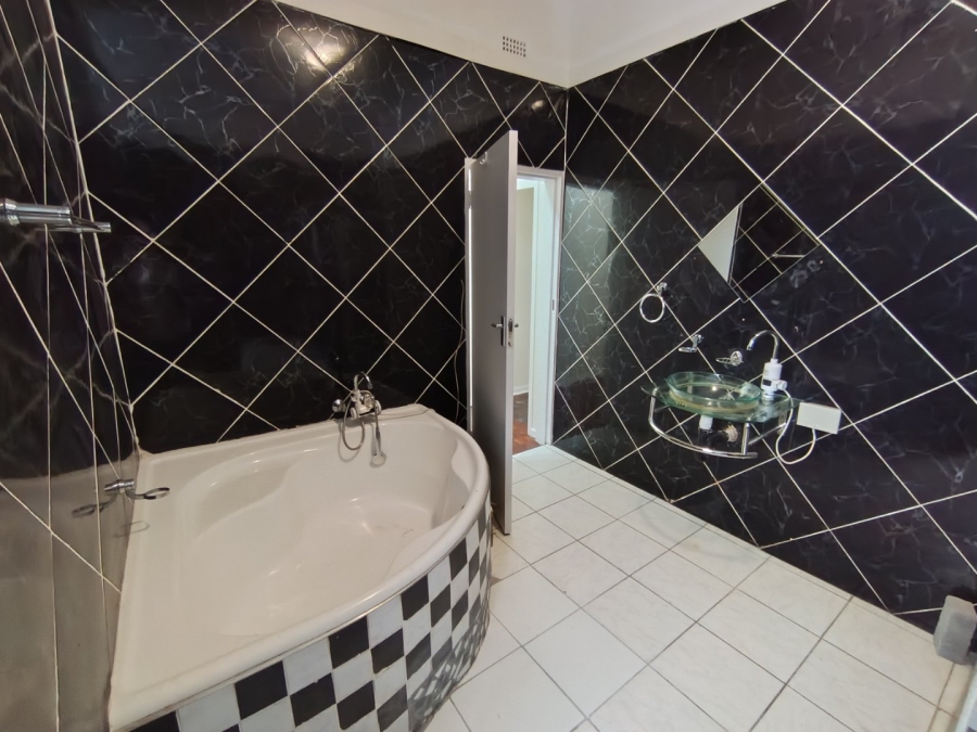 To Let 3 Bedroom Property for Rent in Parktown Gauteng