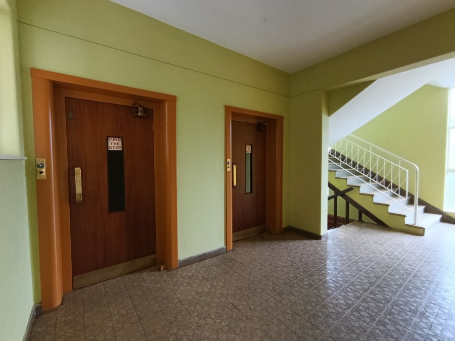 To Let 3 Bedroom Property for Rent in Parktown Gauteng