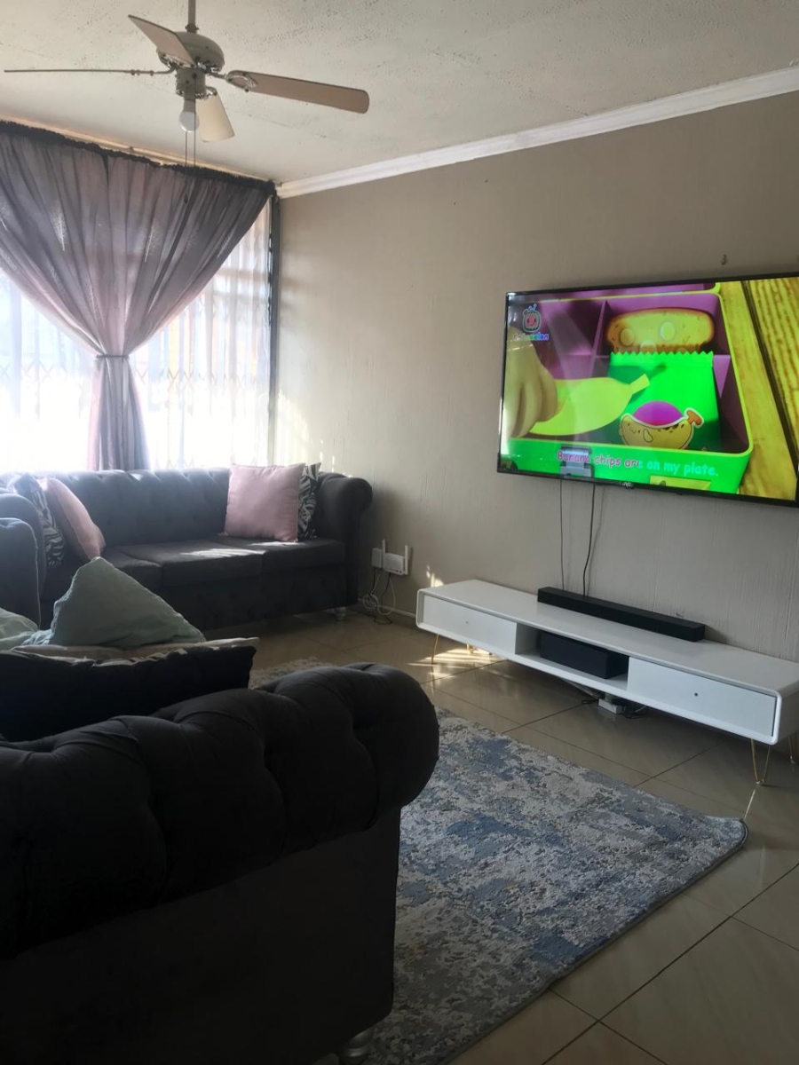 3 Bedroom Property for Sale in Proclamation Hill Gauteng