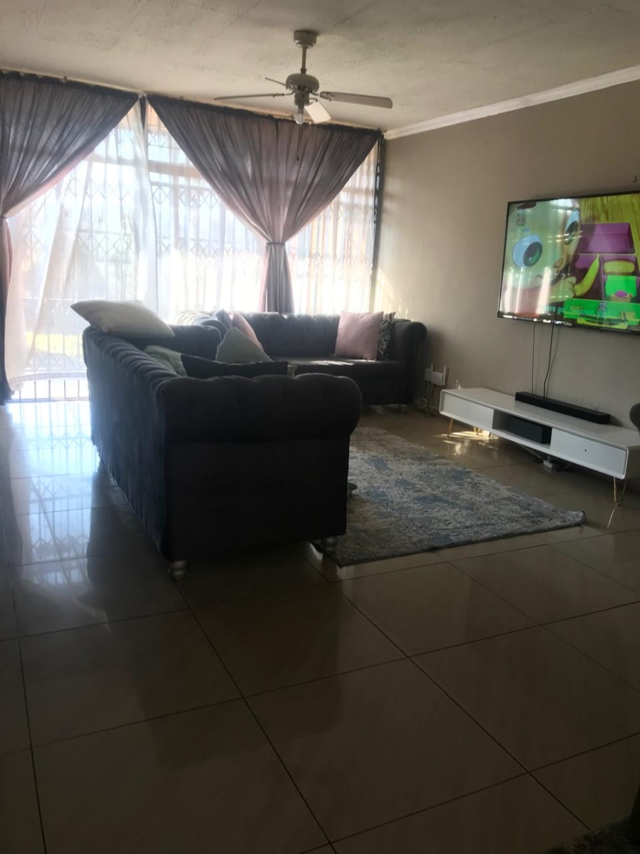 3 Bedroom Property for Sale in Proclamation Hill Gauteng