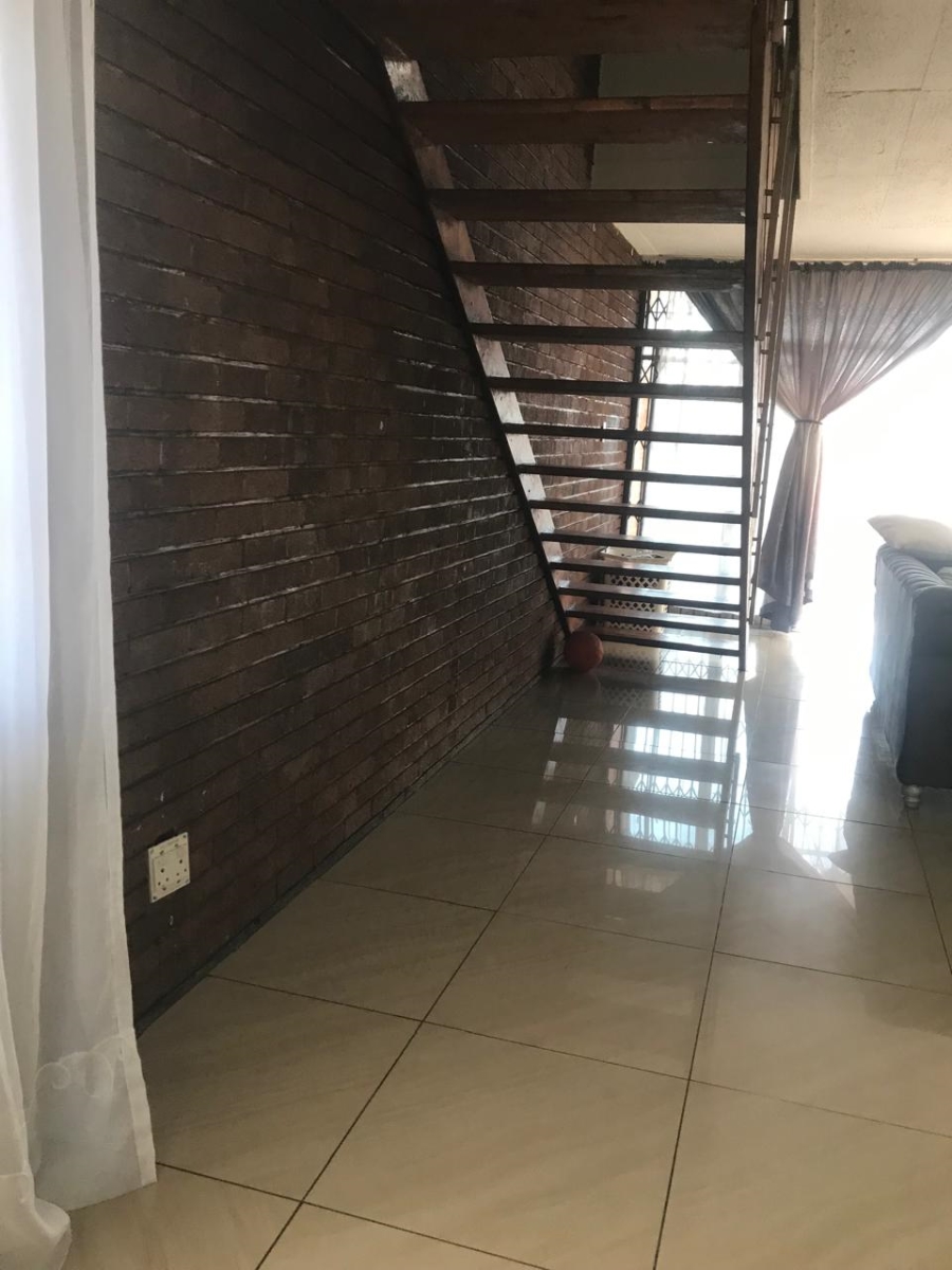 3 Bedroom Property for Sale in Proclamation Hill Gauteng