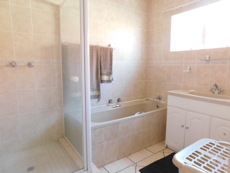 To Let 2 Bedroom Property for Rent in Van Dyk Park Gauteng