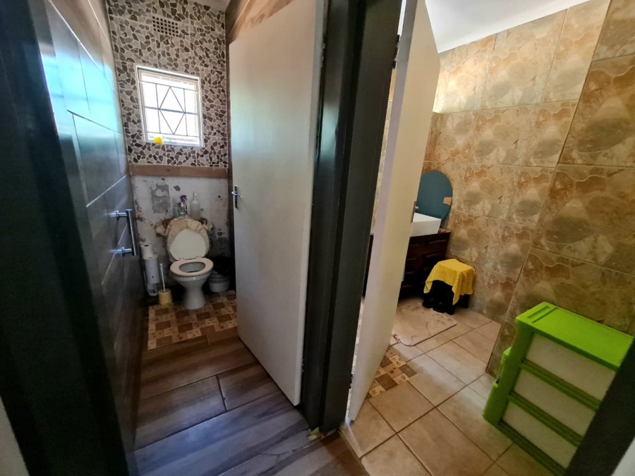 Commercial Property for Sale in Kromdraai Gauteng