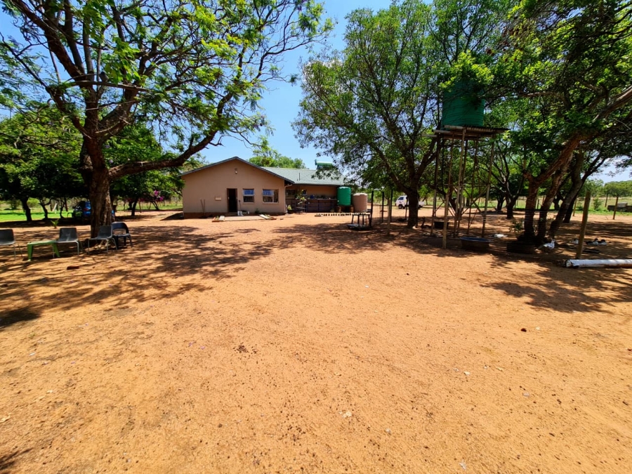 Commercial Property for Sale in Kromdraai Gauteng