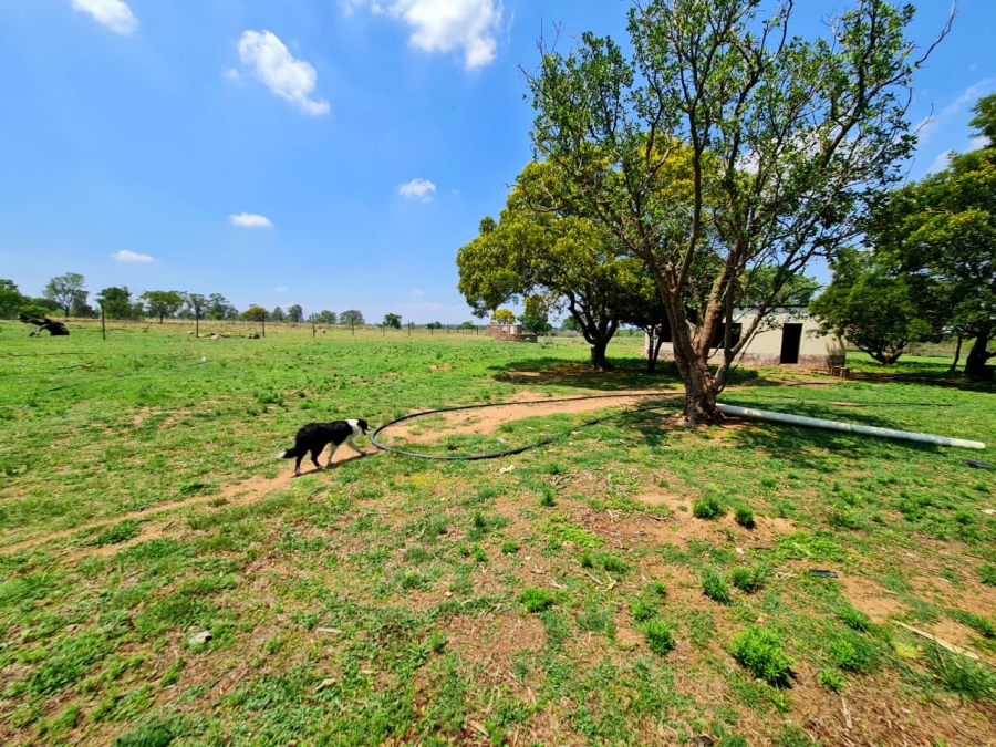 Commercial Property for Sale in Kromdraai Gauteng