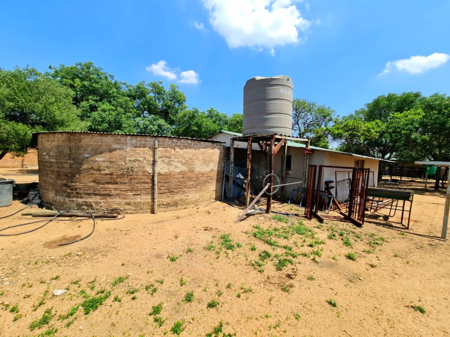 Commercial Property for Sale in Kromdraai Gauteng