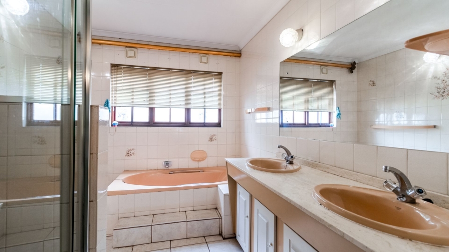 3 Bedroom Property for Sale in Bedfordview Gauteng