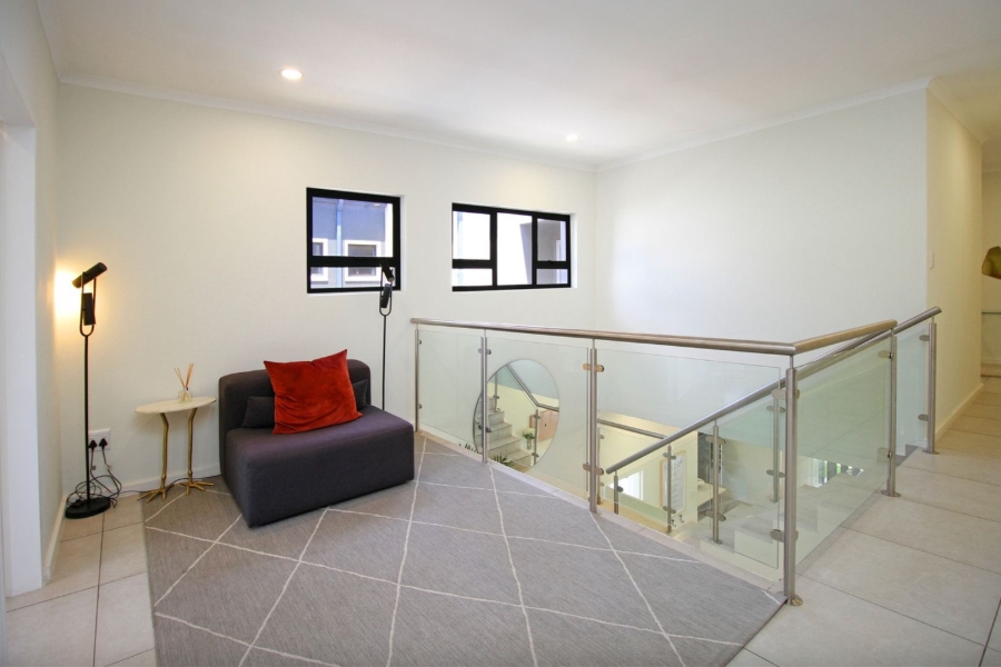 4 Bedroom Property for Sale in Sunninghill Gauteng