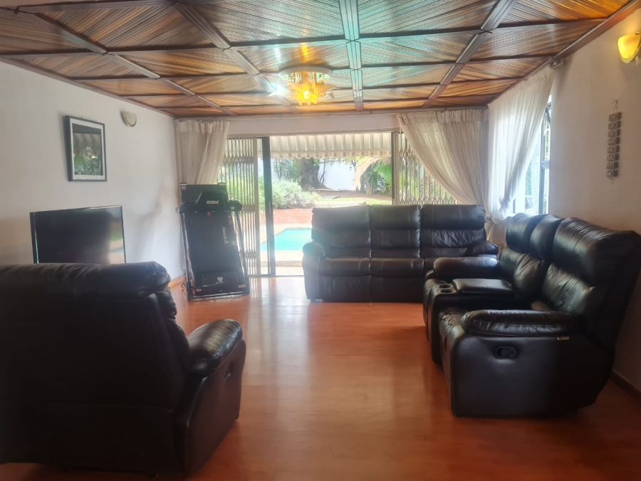 4 Bedroom Property for Sale in Glenvista Gauteng
