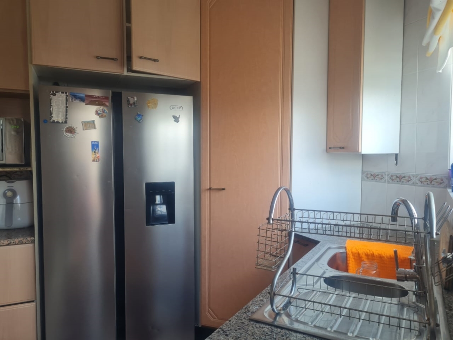 4 Bedroom Property for Sale in Glenvista Gauteng