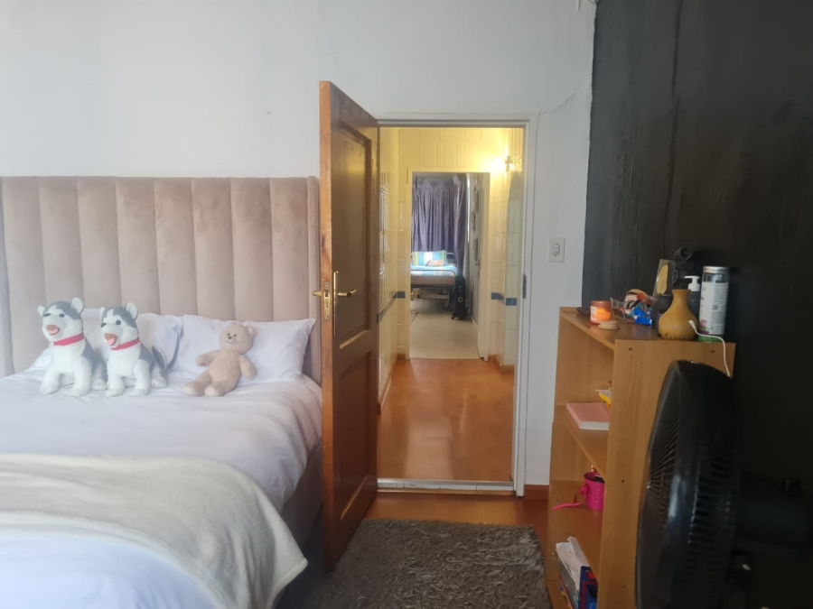 4 Bedroom Property for Sale in Glenvista Gauteng