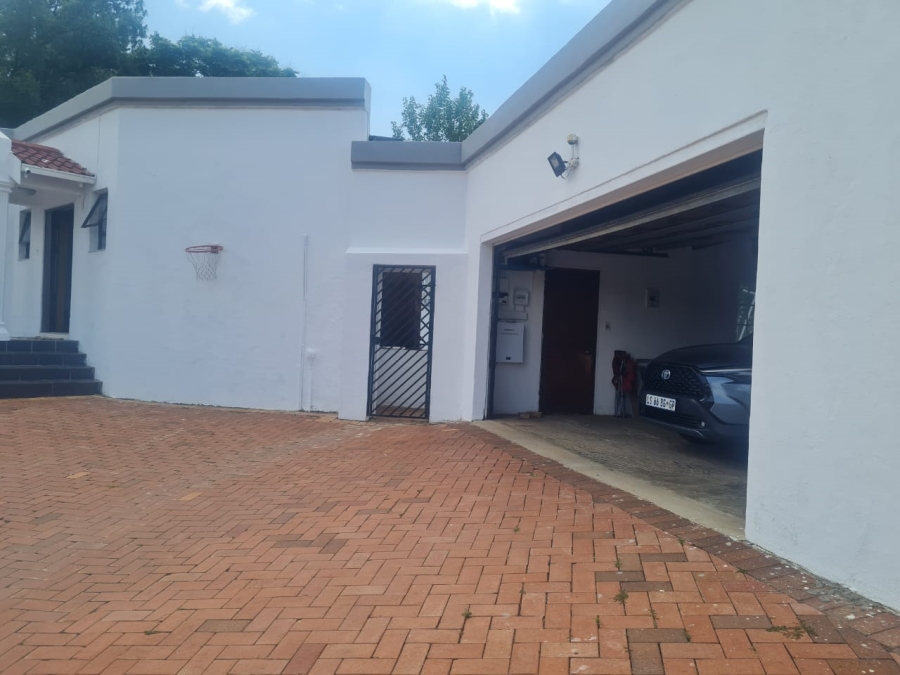 4 Bedroom Property for Sale in Glenvista Gauteng