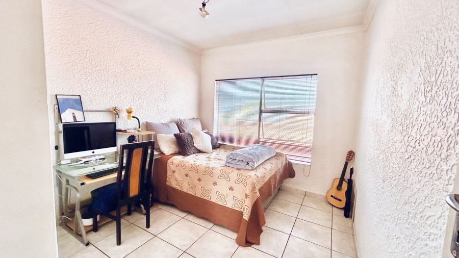 2 Bedroom Property for Sale in Birchleigh Gauteng