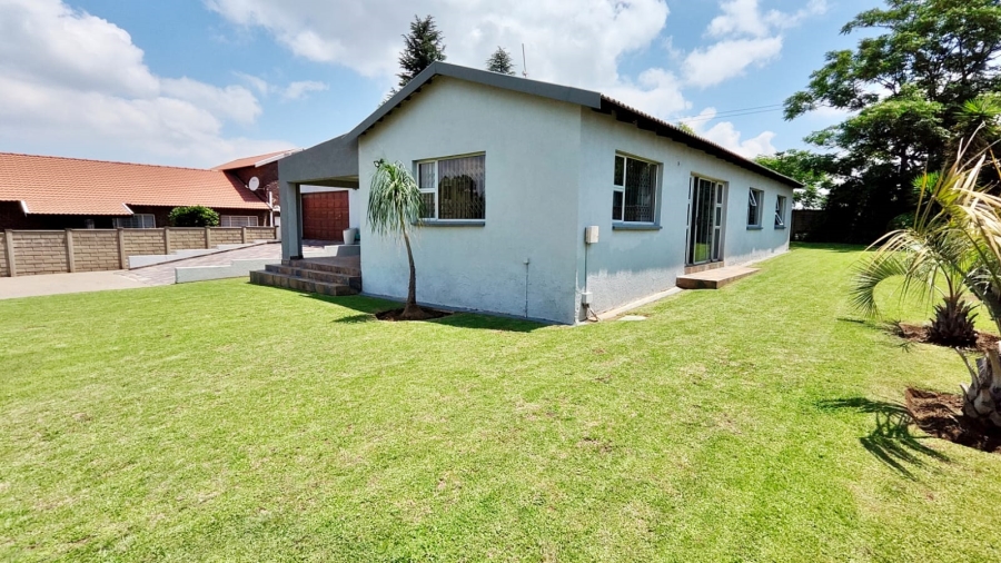 3 Bedroom Property for Sale in Vaal Marina Gauteng