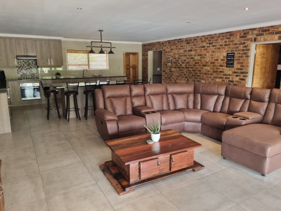 3 Bedroom Property for Sale in Vaaloewer Gauteng