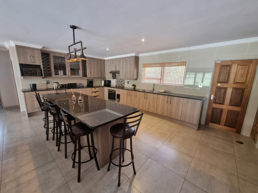 3 Bedroom Property for Sale in Vaaloewer Gauteng