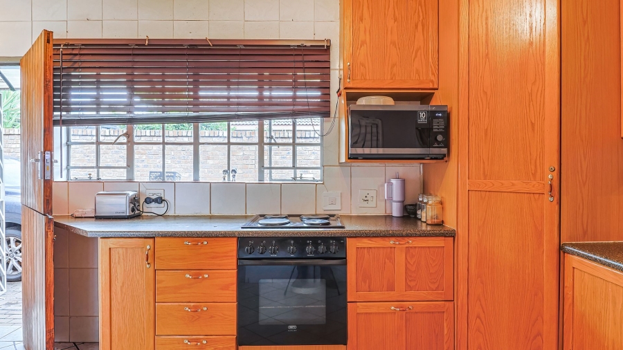 3 Bedroom Property for Sale in Amberfield Heights Gauteng