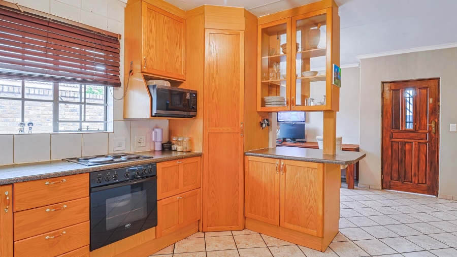 3 Bedroom Property for Sale in Amberfield Heights Gauteng