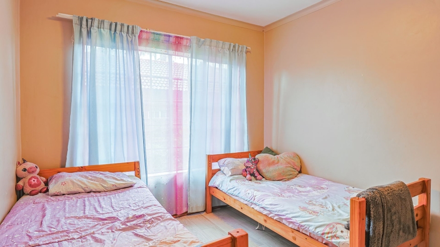 3 Bedroom Property for Sale in Amberfield Heights Gauteng