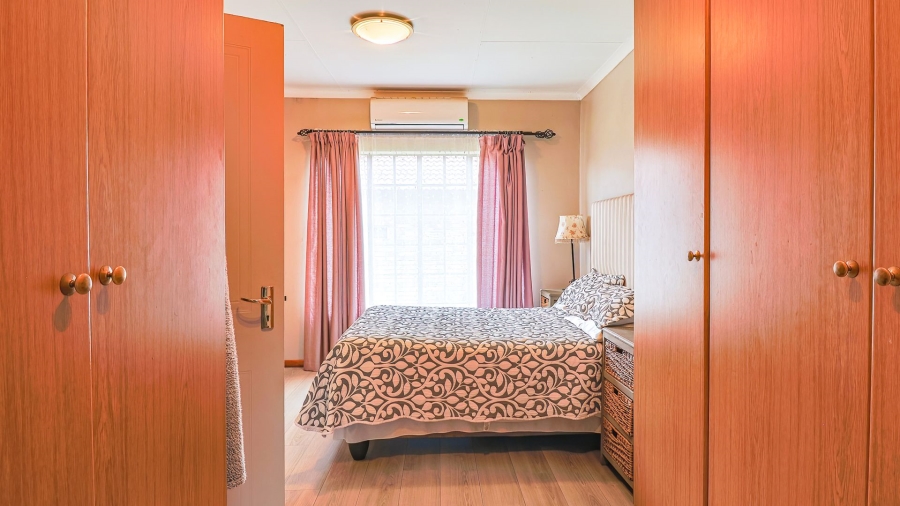 3 Bedroom Property for Sale in Amberfield Heights Gauteng