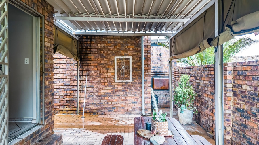 3 Bedroom Property for Sale in Amberfield Heights Gauteng