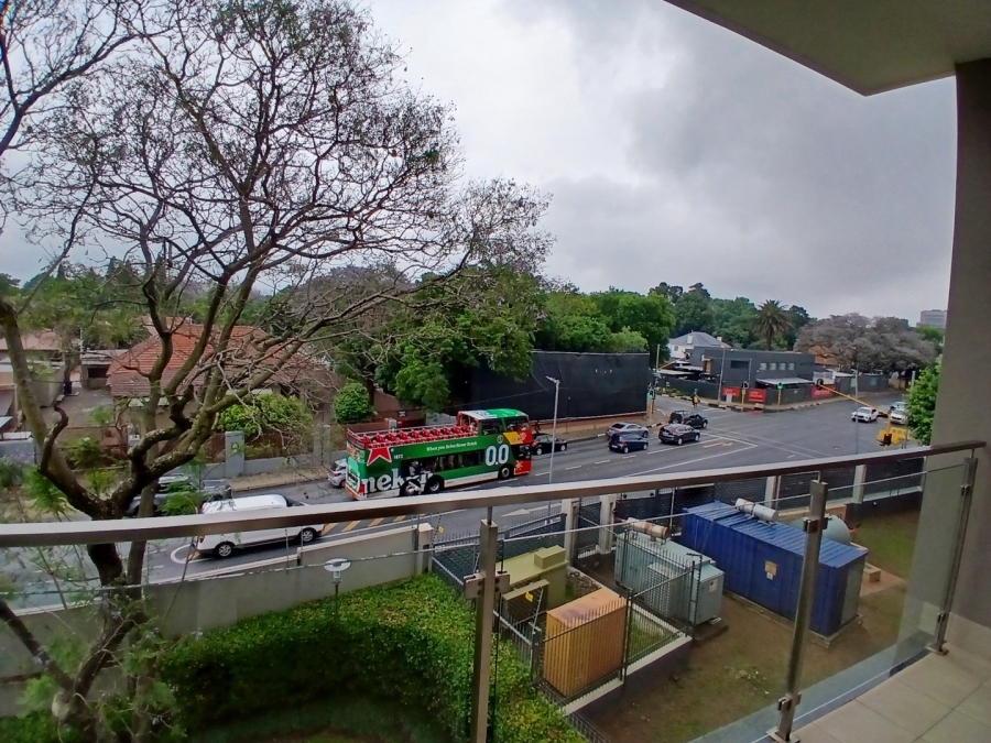 To Let 1 Bedroom Property for Rent in Houghton Estate Gauteng