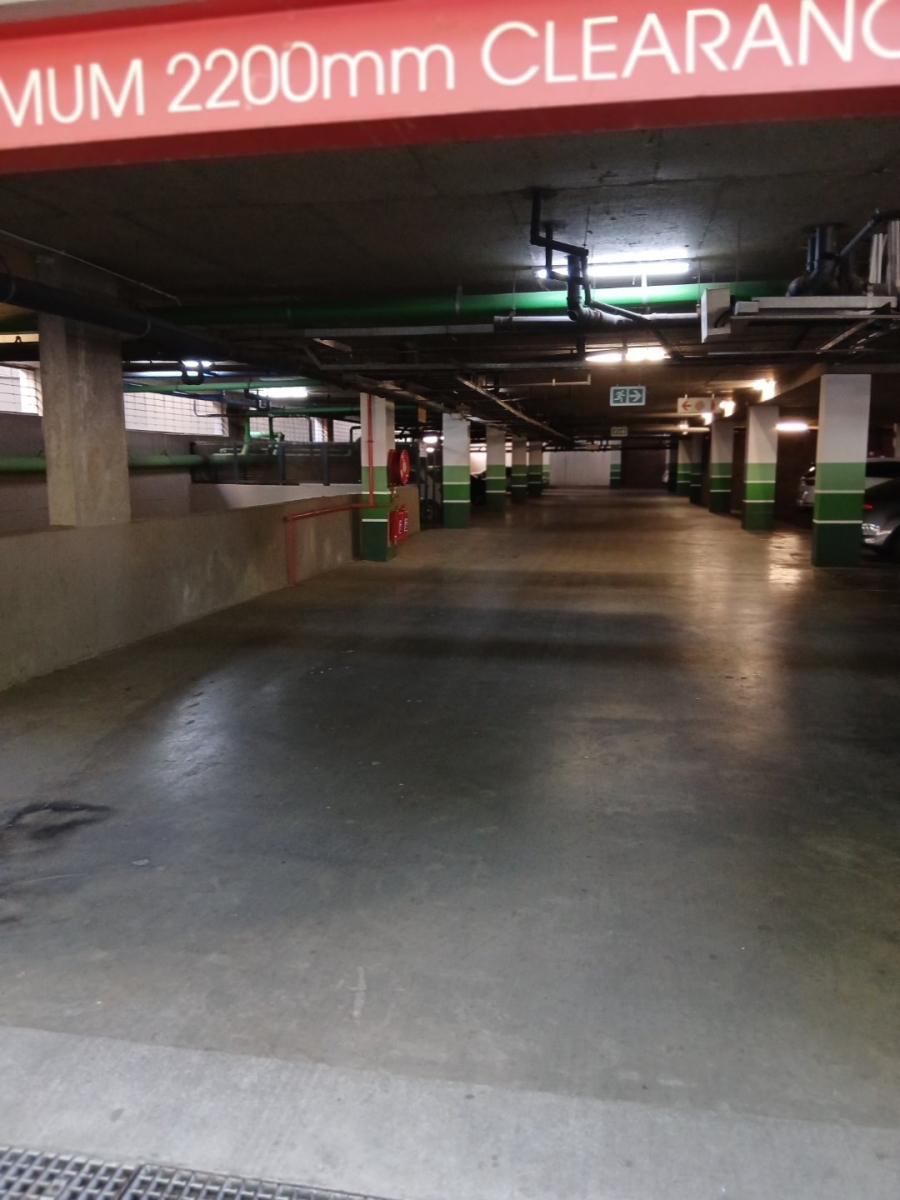 To Let 1 Bedroom Property for Rent in Houghton Estate Gauteng