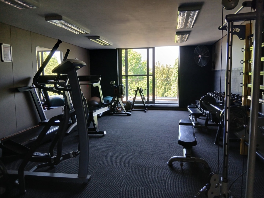 To Let 1 Bedroom Property for Rent in Houghton Estate Gauteng