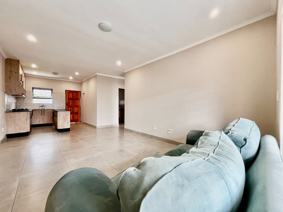 To Let 2 Bedroom Property for Rent in Glen Austin Gauteng