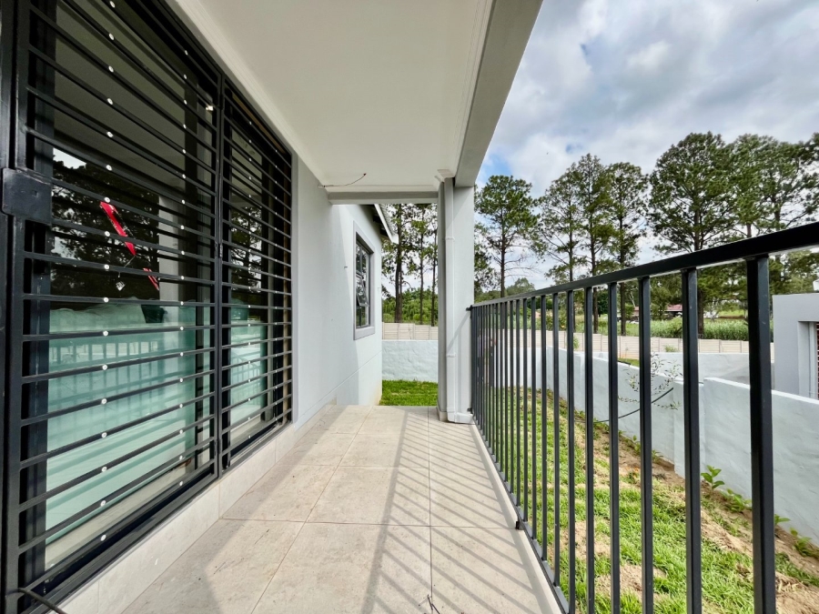 To Let 2 Bedroom Property for Rent in Glen Austin Gauteng