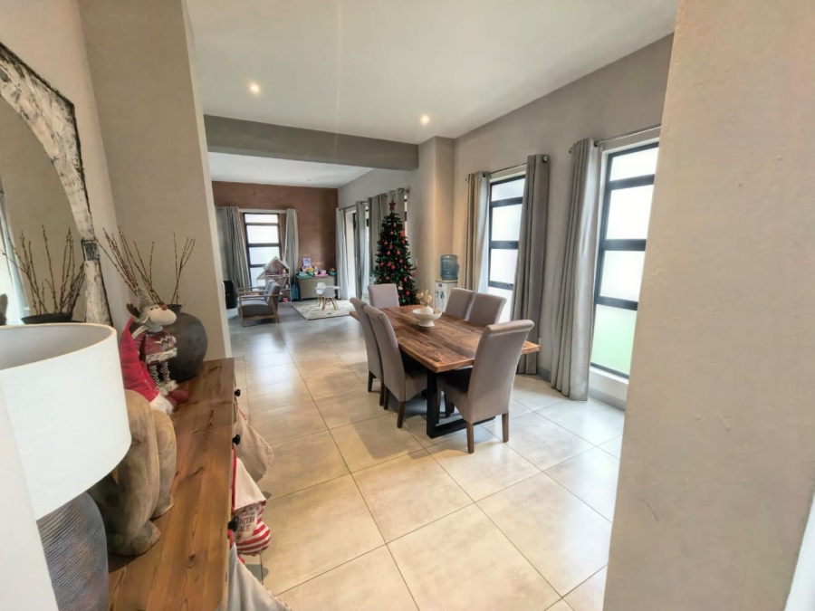 3 Bedroom Property for Sale in Fairland Gauteng