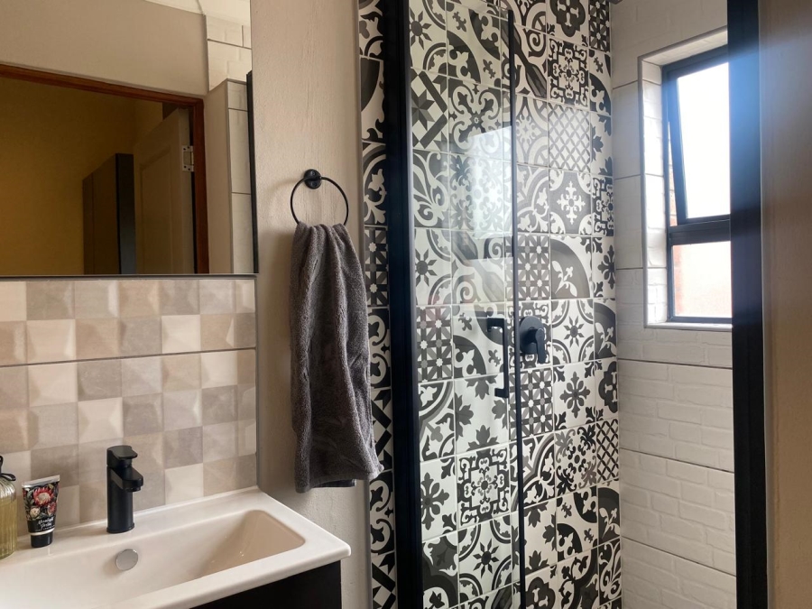 3 Bedroom Property for Sale in Fairland Gauteng