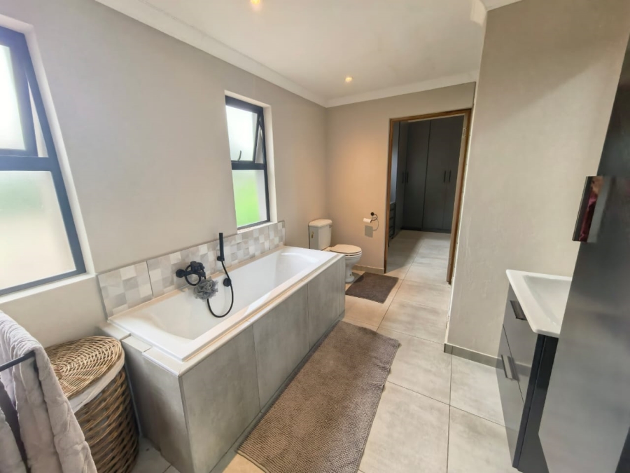 3 Bedroom Property for Sale in Fairland Gauteng