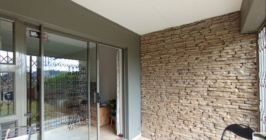 2 Bedroom Property for Sale in Greenstone Hill Gauteng